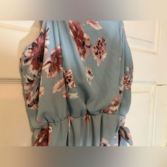 Sienna Sky, faux wrap dress, beautiful pattern, excellent condition, medium - Picture 2 of 3